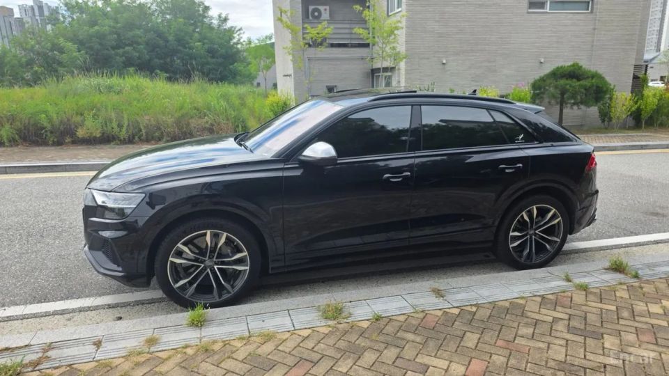 Audi SQ8