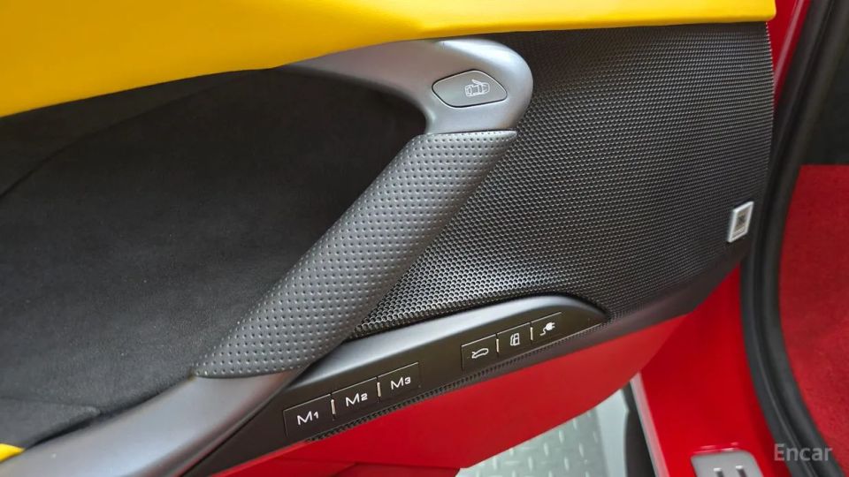 Ferrari 296