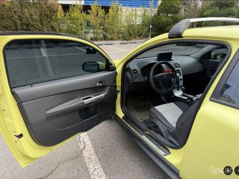Volvo C30
