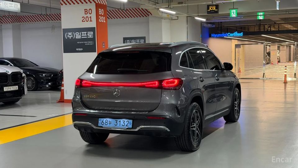 Mercedes-Benz EQA