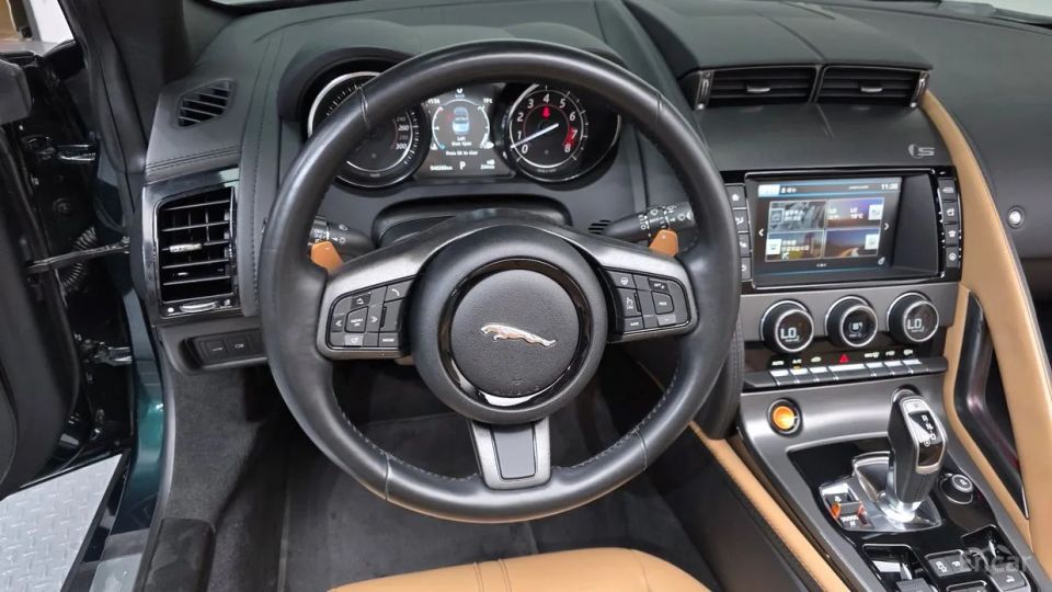 Jaguar F-TYPE