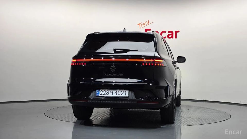 Renault-KoreaSamsung Grand Koleos