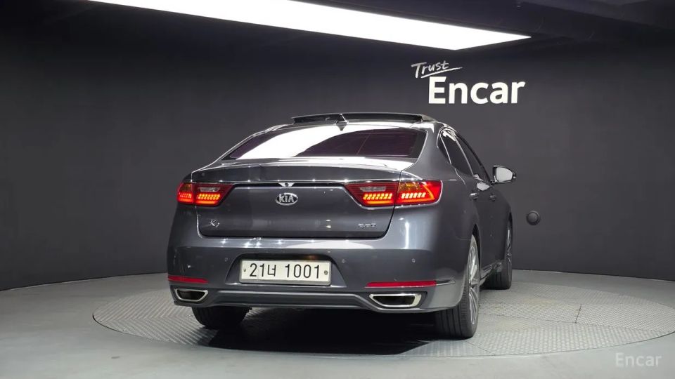 Kia K7