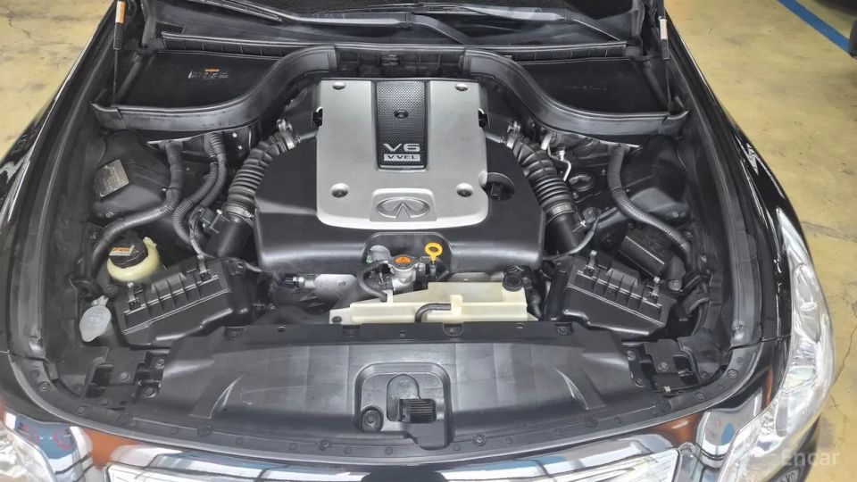 Infiniti G