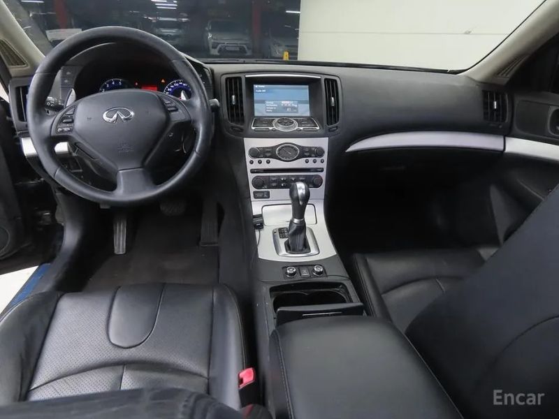 Infiniti G