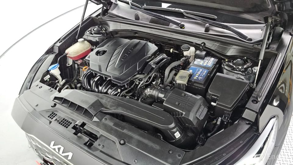 Kia K8