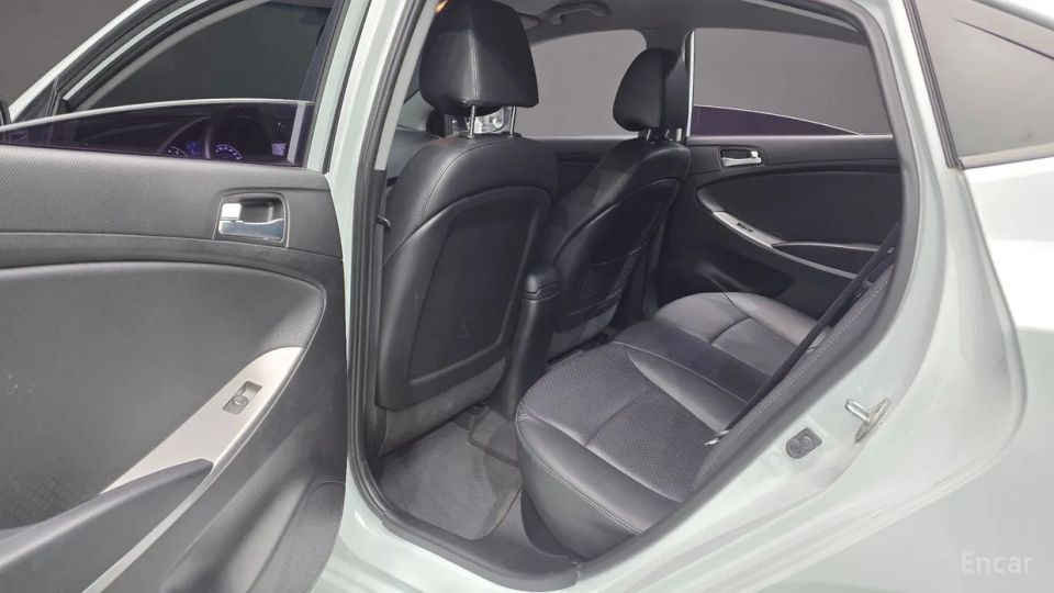 Hyundai Accent