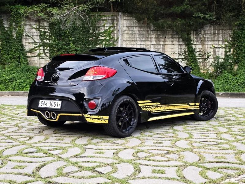 Hyundai Veloster