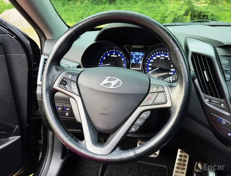 Hyundai Veloster