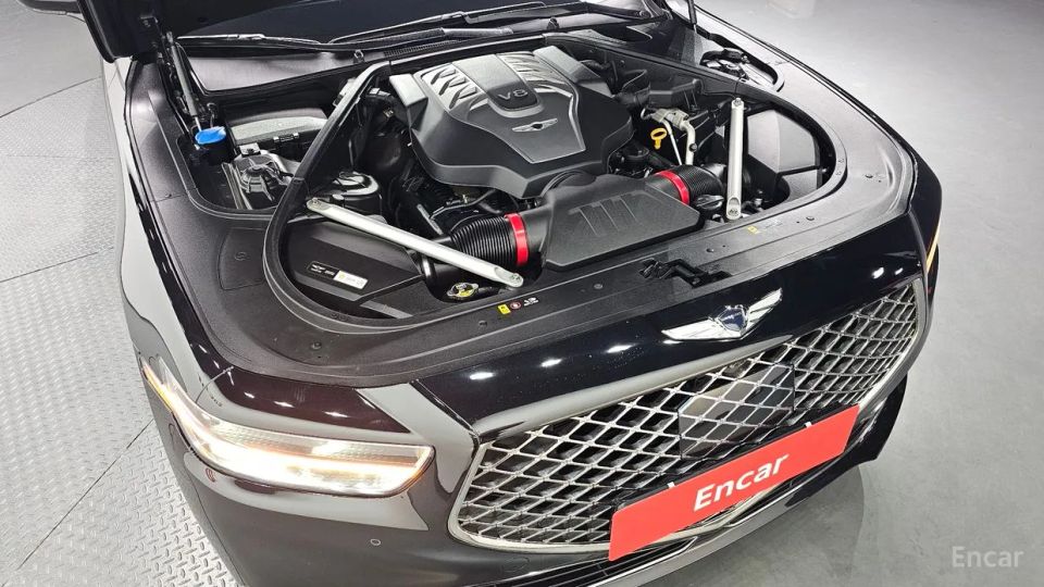 Genesis G90