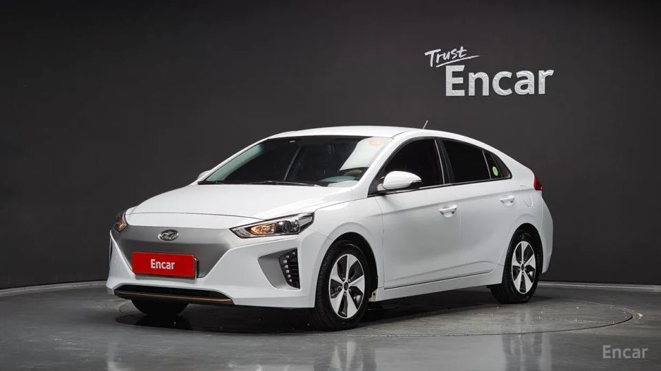 Hyundai Ioniq