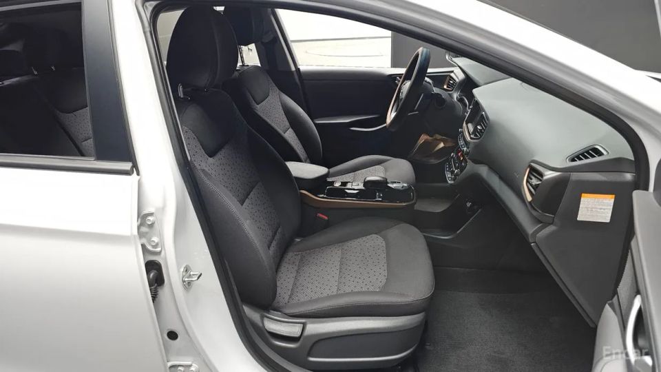 Hyundai Ioniq