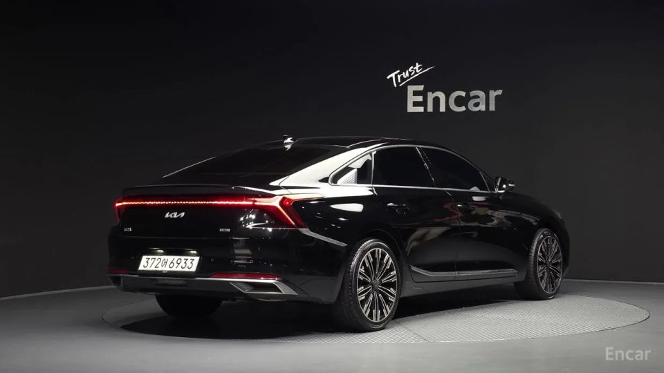 Kia K8