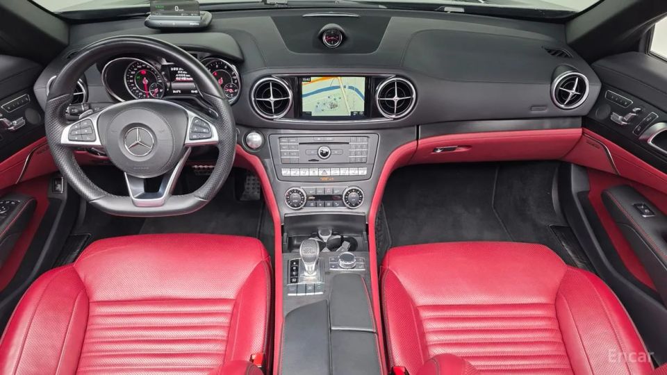 Mercedes-Benz SL-Class