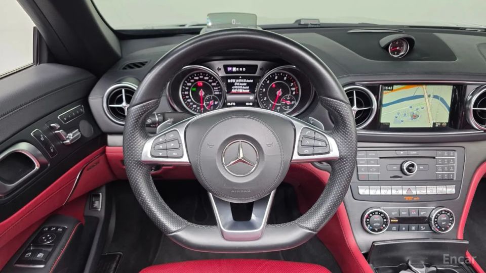 Mercedes-Benz SL-Class