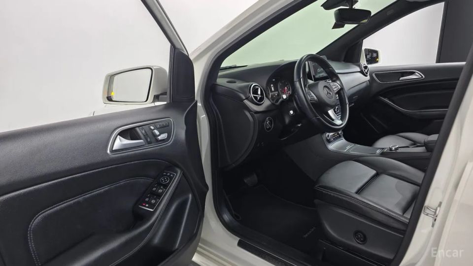 Mercedes-Benz B-Class