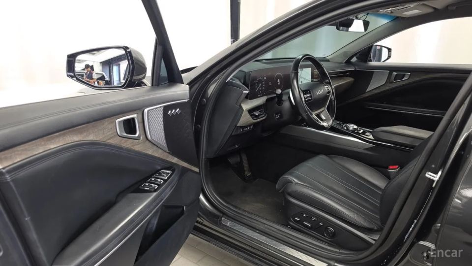 Kia K8