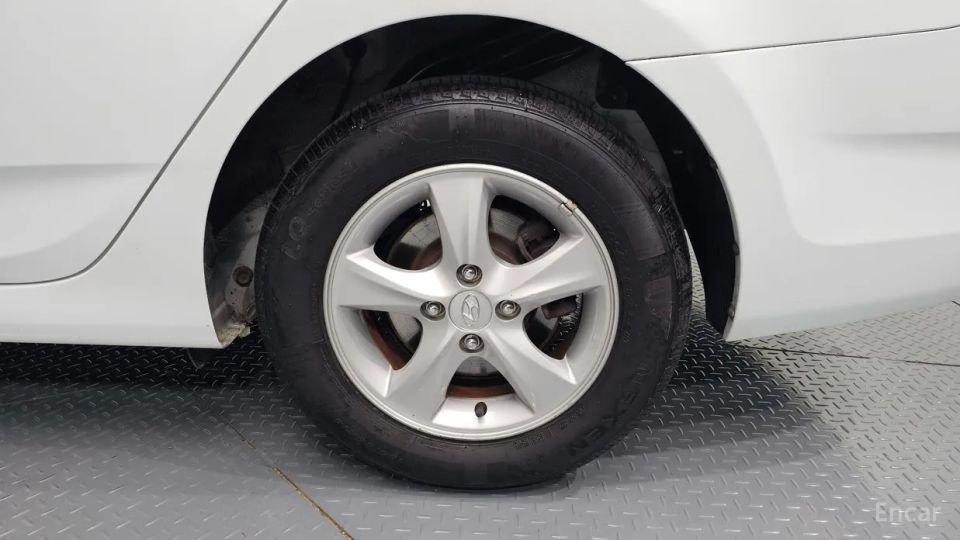 Hyundai Accent