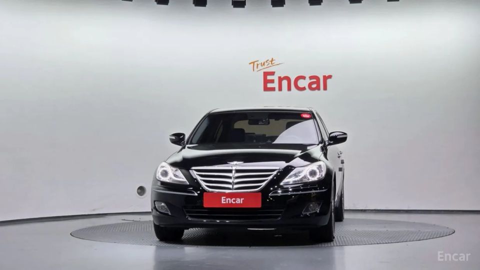 Hyundai Genesis