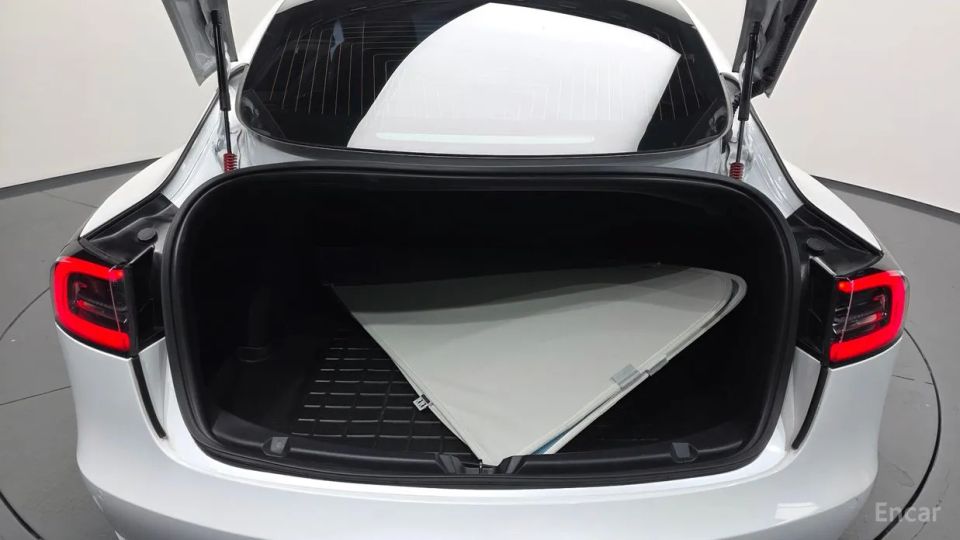 Tesla model-3