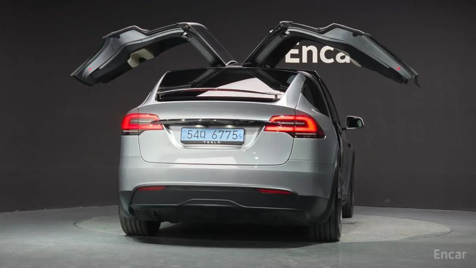 Tesla model-x