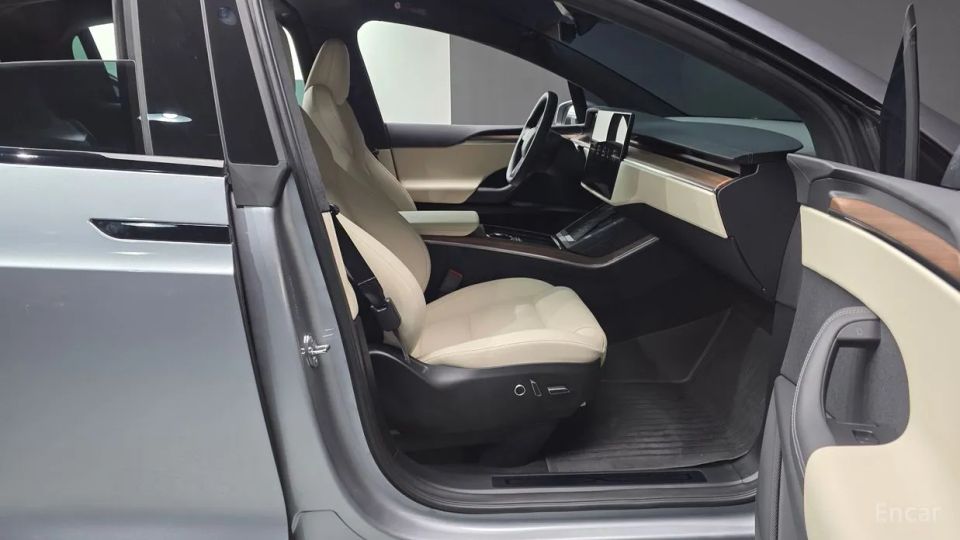 Tesla model-x
