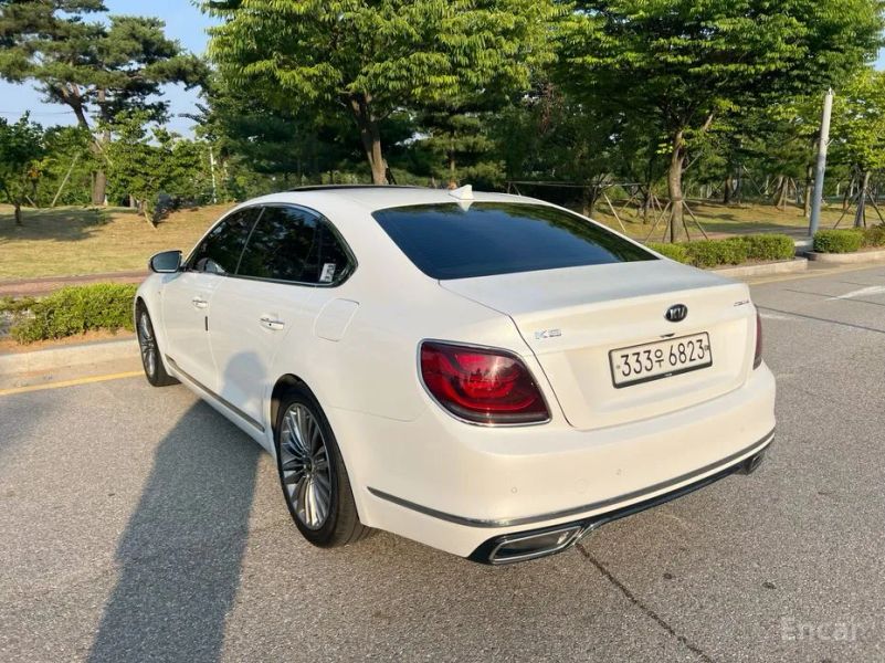 Kia K9