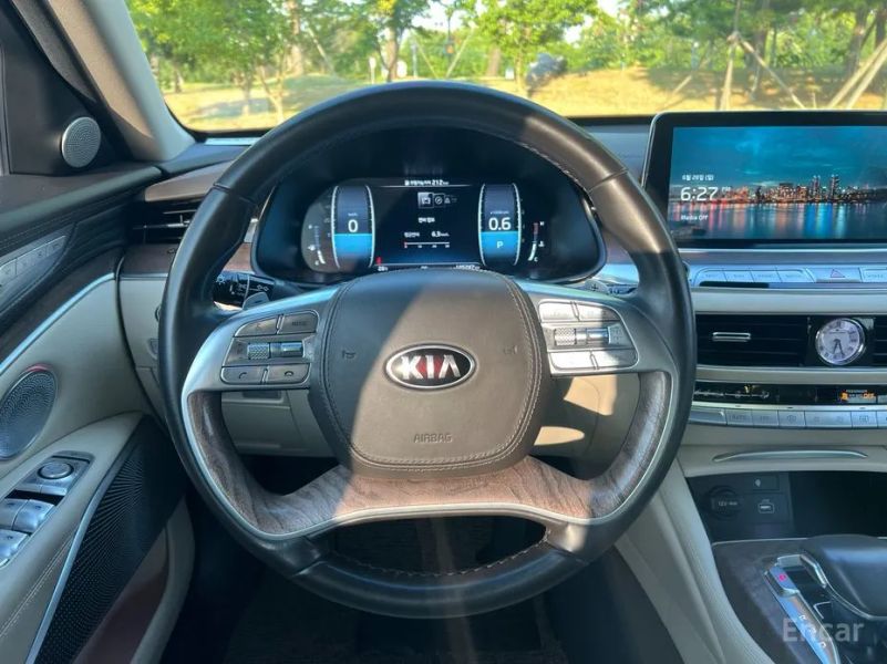 Kia K9