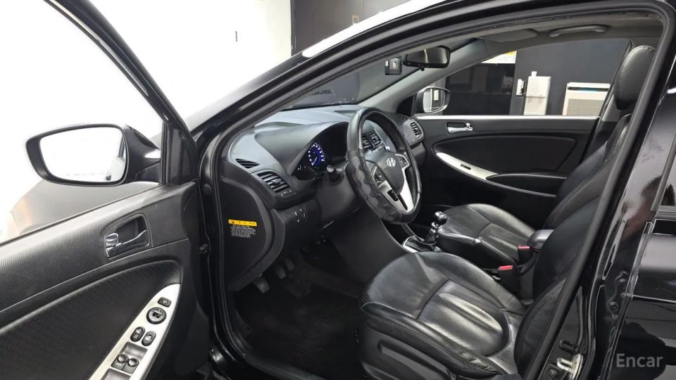 Hyundai Accent