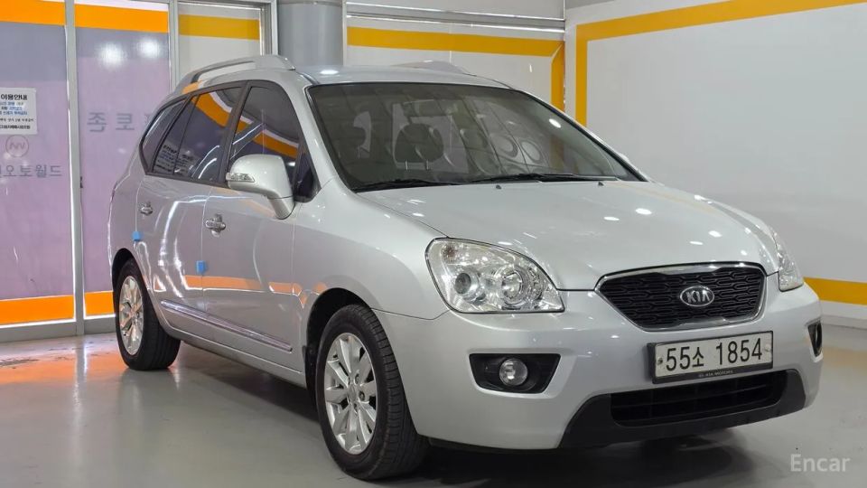 Kia Carens