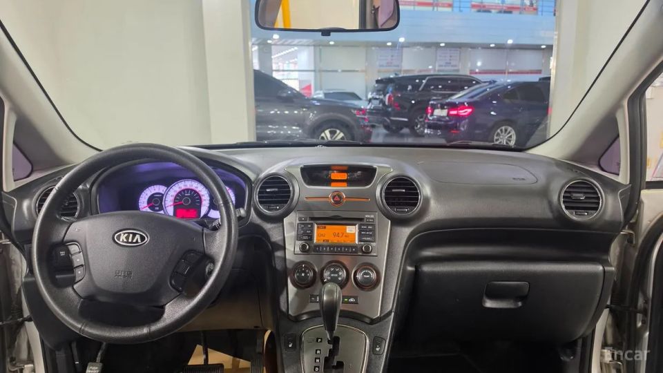 Kia Carens