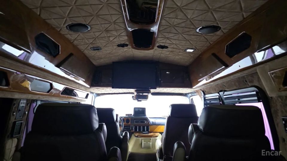 Dodge Ram Van