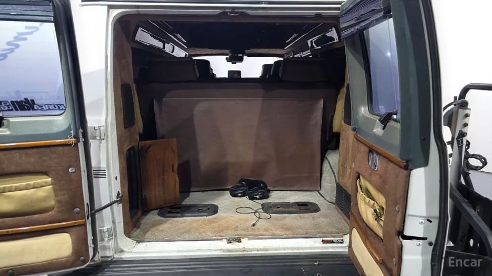 Dodge Ram Van