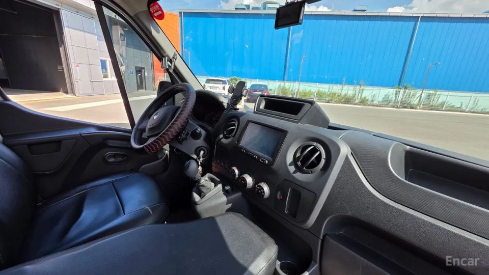 Renault-KoreaSamsung Master