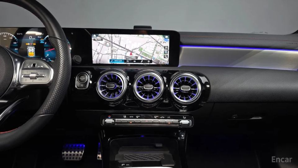 Mercedes-Benz CLA-Class