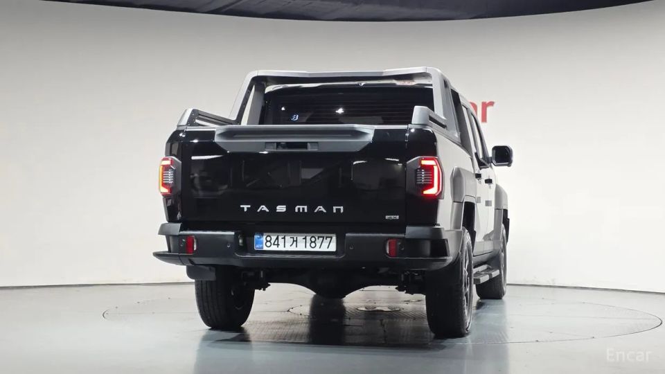 Kia Tasman