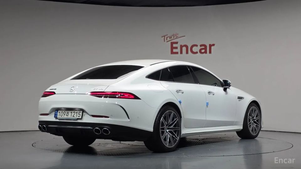 Mercedes-Benz AMG GT
