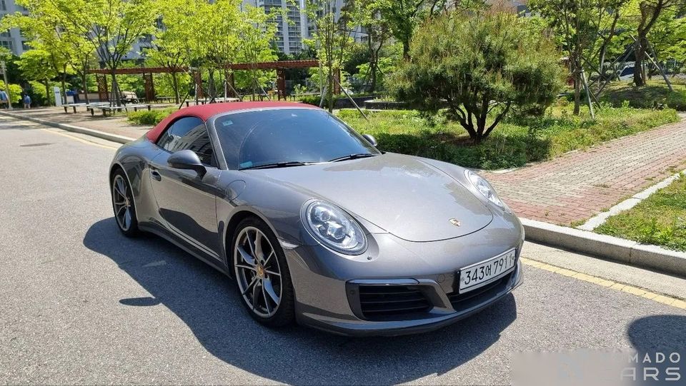Porsche 911