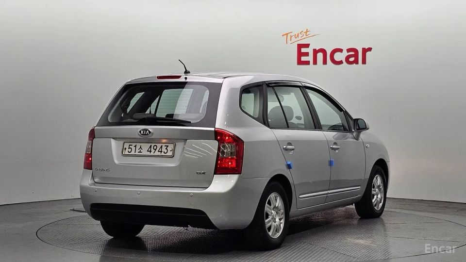 Kia Carens