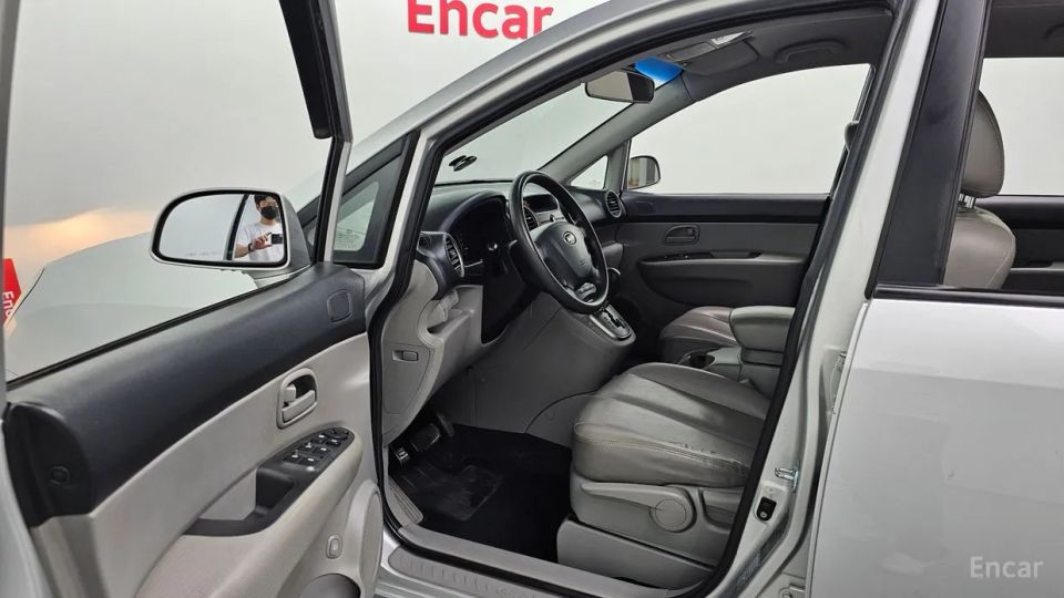 Kia Carens
