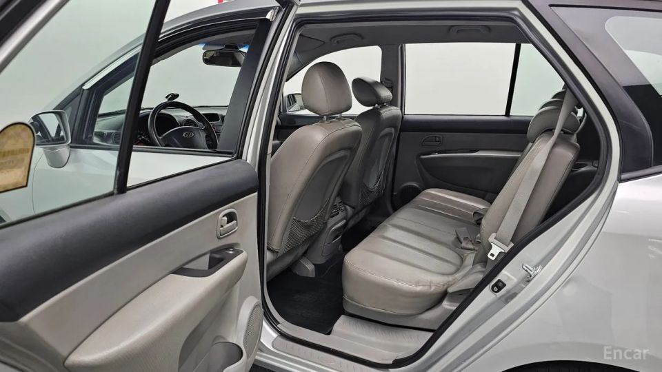 Kia Carens