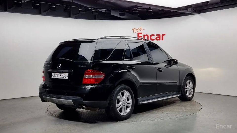 Mercedes-Benz M-class
