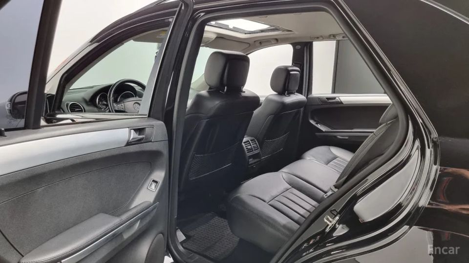 Mercedes-Benz M-class