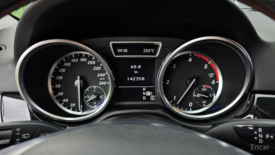 Mercedes-Benz M-class