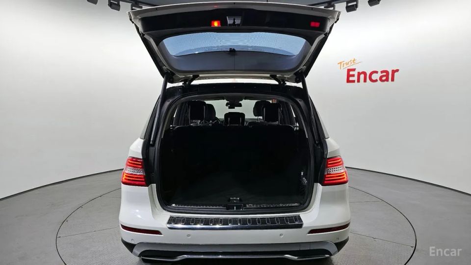 Mercedes-Benz M-class