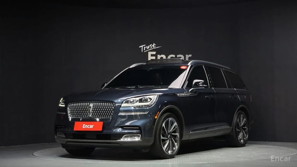 Lincoln Aviator
