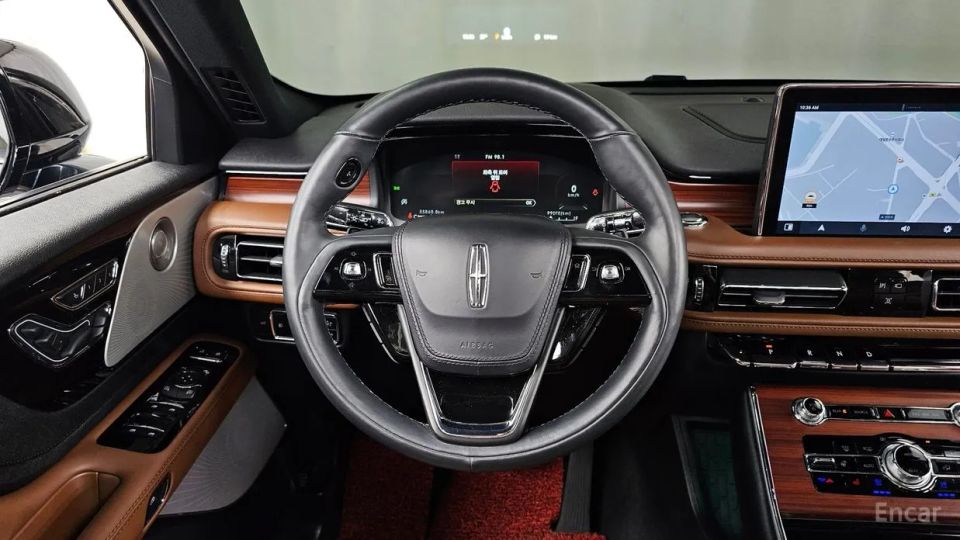 Lincoln Aviator