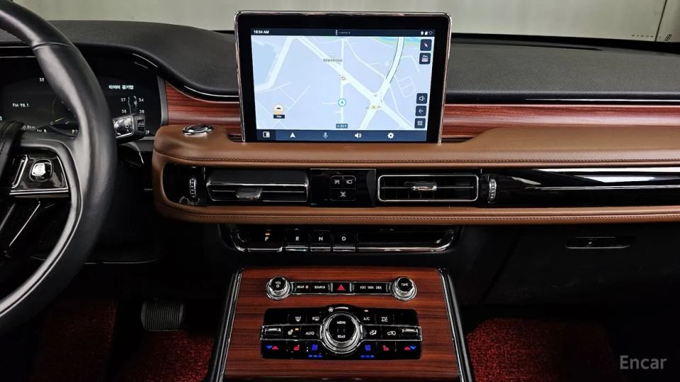 Lincoln Aviator