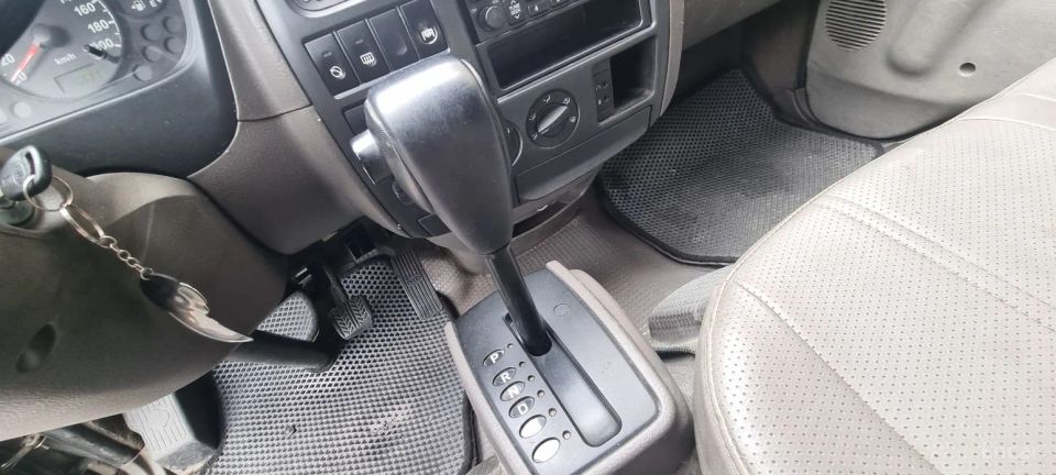 Kia Bongo III Minibus