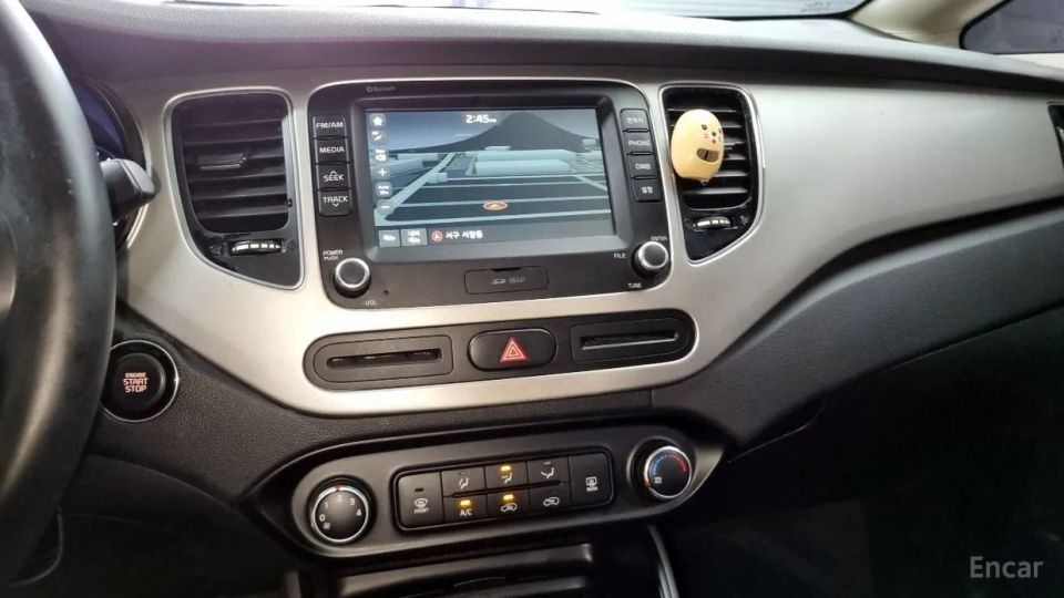Kia Carens